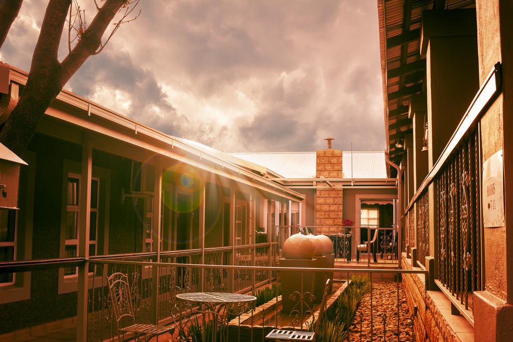 Postmasburg D Olive Rose Boutique Hotel ภายนอก รูปภาพ