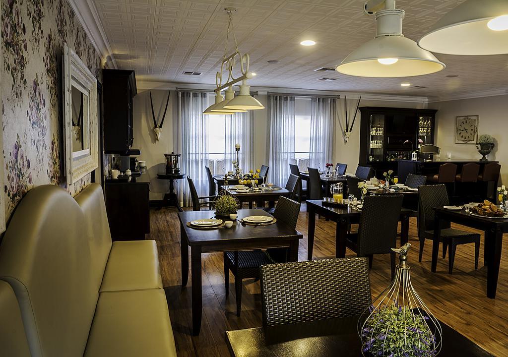 Postmasburg D Olive Rose Boutique Hotel ภายนอก รูปภาพ
