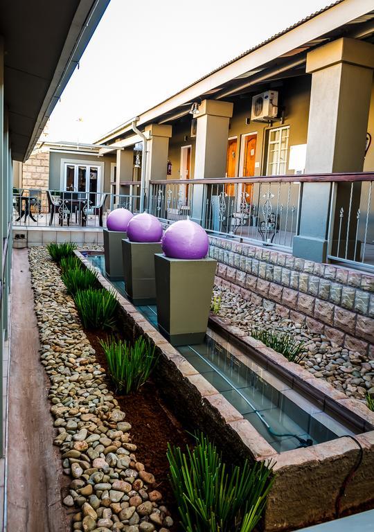 Postmasburg D Olive Rose Boutique Hotel ภายนอก รูปภาพ