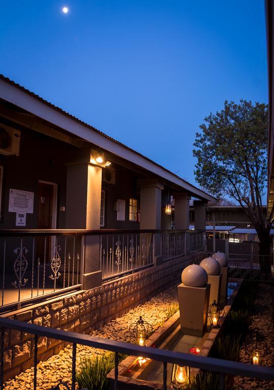 Postmasburg D Olive Rose Boutique Hotel ภายนอก รูปภาพ